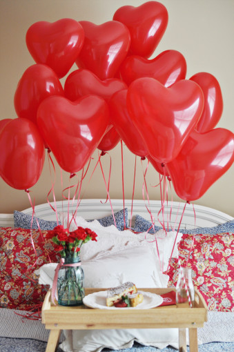 Valentines Day Balloons while Traveling