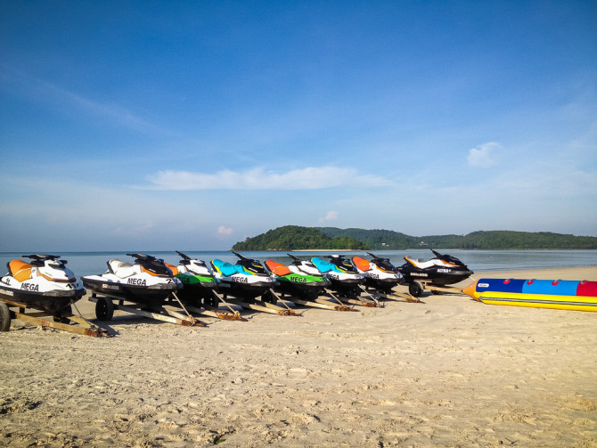 Jet Skis at Beach ready for island tour